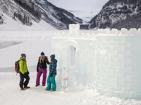 Lake Louise Winter Tours